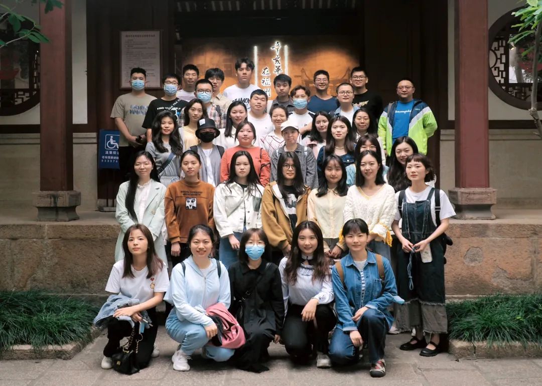 忆峥嵘岁月，明信仰之道——伟德国际1946官网团支部与福建科学技术出版社团支部等联合开展“五四”青年